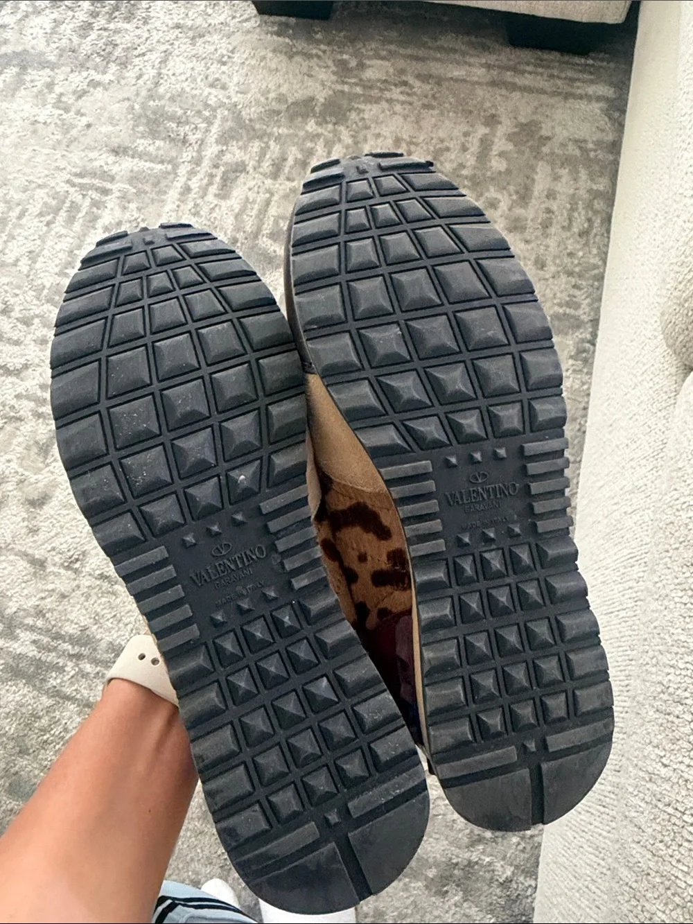 Valentino Garavani rockrunner leopard